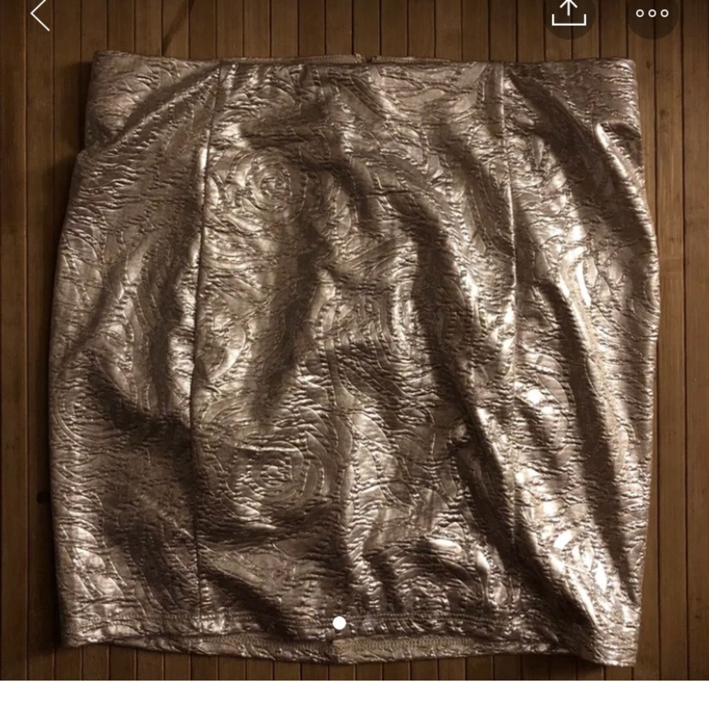 Guess gold mini skirt